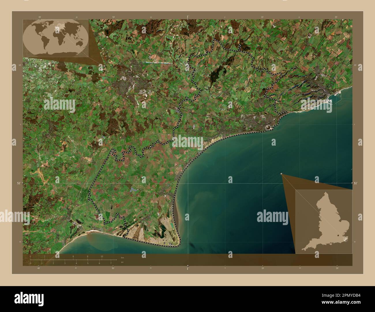 Folkestone e Hythe, distretto non metropolitano dell'Inghilterra - Gran Bretagna. Mappa satellitare a bassa risoluzione. Mappe delle posizioni ausiliarie degli angoli Foto Stock