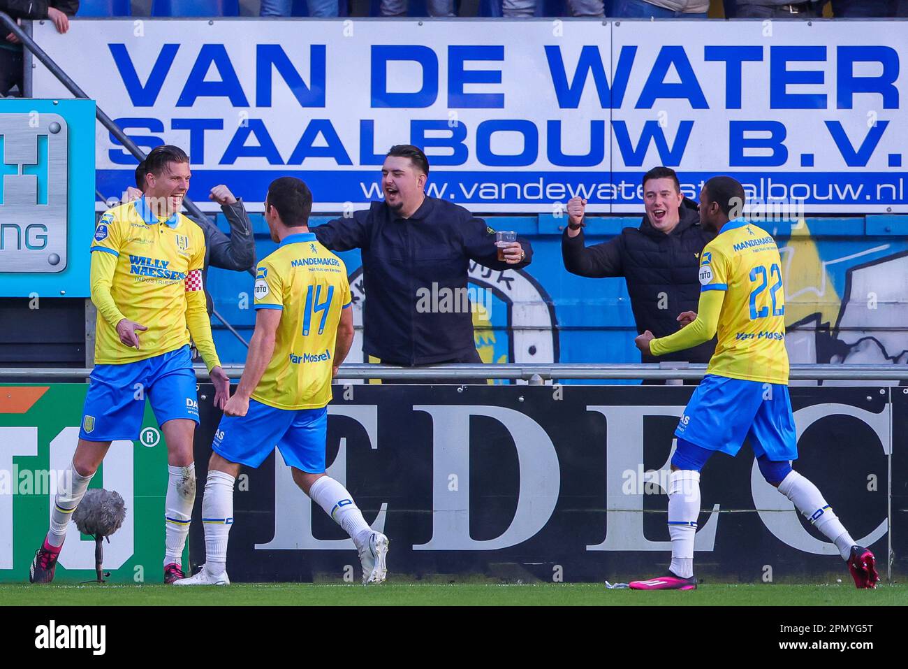 15-04-2023: Sport: RKC contro Groningen WAALWIJK, PAESI BASSI - APRILE 15: Michiel Kramer (RKC Waalwijk), pelle Clement (RKC Waalwijk) e Said Bakari (RKC Foto Stock