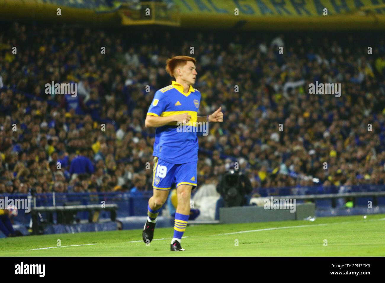 Buenos Aires, 15th Apr 2023, Valentin Barco di Boca Juniors durante una partita per il 12nd° round della Liga Profesional de Fútbol Binance Cup argentina Foto Stock