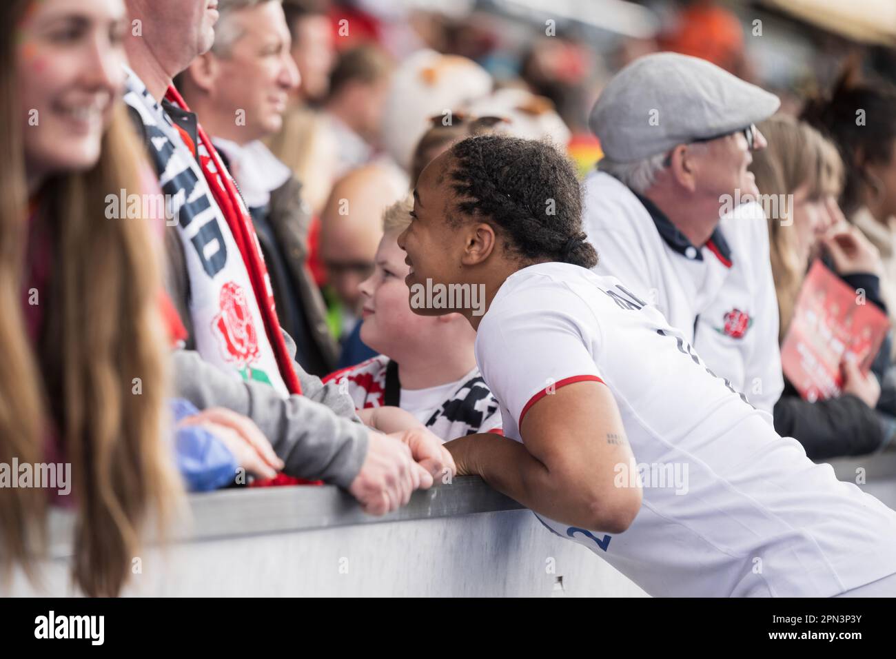 Cardiff, Galles. 15th aprile 2023. Sadia Kabeya dopo la partita di rugby delle sei Nazioni di TikTok Women’s Six Nations, Galles contro Inghilterra al Cardiff Park Arms Stadium di Cardiff, Galles. Credit: Sam Hardwick/Alamy Live News. Foto Stock