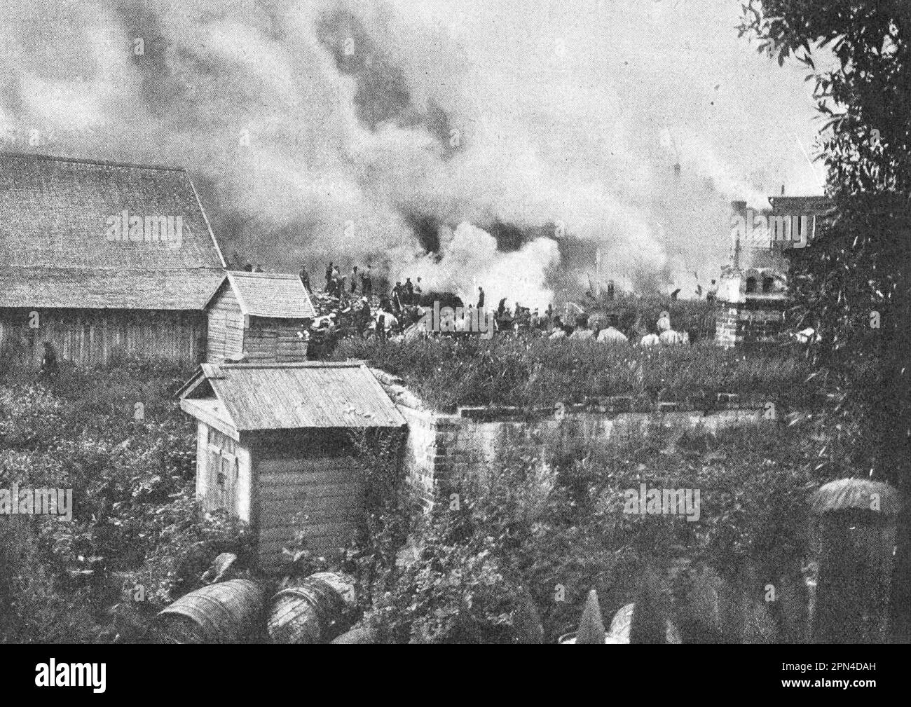 Incendio in un magazzino farmaceutico di Tver. Foto dal 1910. Foto Stock