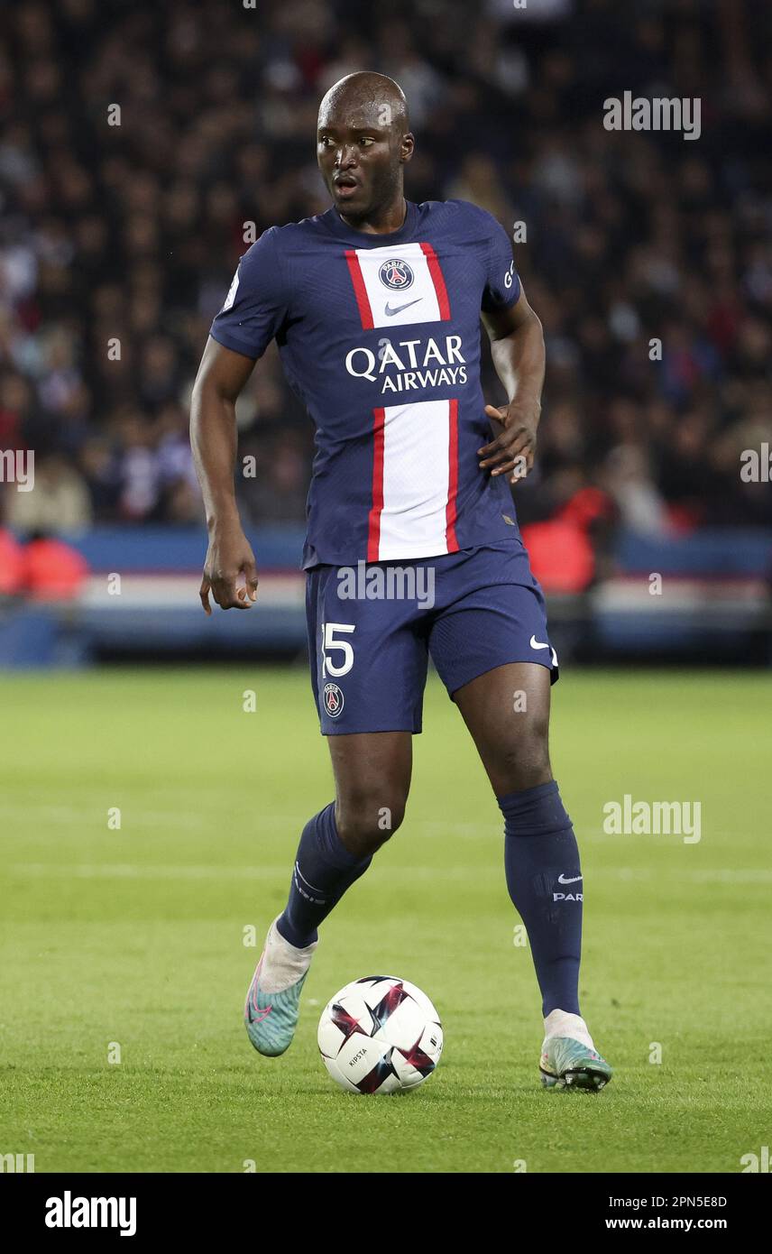 Danilo Pereira di PSG durante il campionato francese Ligue 1 partita di calcio tra Paris Saint-Germain (PSG) e RC Lens il 15 aprile 2023 allo stadio Parc des Princes di Parigi, Francia - Foto: Jean Catuffe/DPPI/LiveMedia Foto Stock