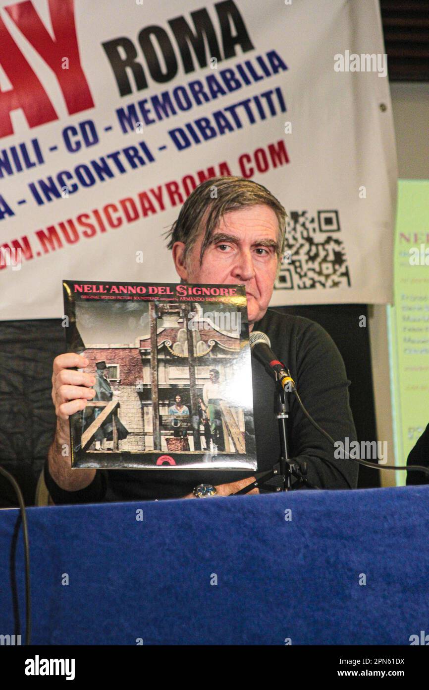 16 aprile 2023, Roma, Lazio, Italia: Secondo giorno della 37th° edizione di Musicday - Fiera del vinile presso l'Hotel Mercury di Roma. Ha preso parte alla presentazione della ristampa dell'album ''in the Name of the Lord'' di Armando Trovajoli. Ospiti alla fotocellula: Mariapaola Trovajoli, Franco Bixio, Dario Salvatori, Maurizio Abeni, Fabio Frizzi, Massimo Buffa, Claudio Fuiano. Moderatore Renato Marengo. Nel pomeriggio presentazione del disco di Irene grandi con firma/copie, ''Io in Blues''. A seguito della presentazione con la Venere della vergogna del CD ''Dancefloor Nostalgia'': La giornata si conclude con l'absolu Foto Stock