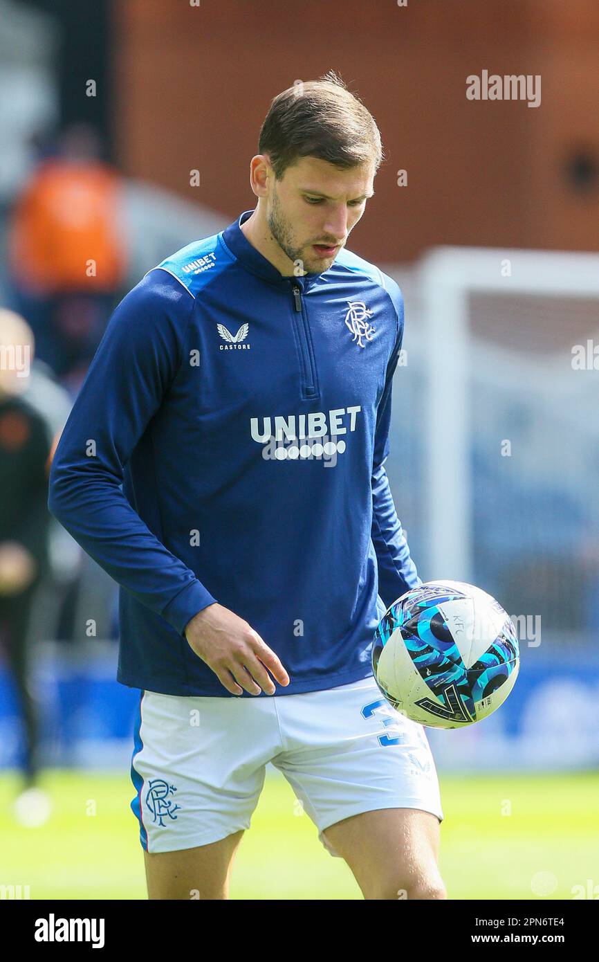 Borna Barisic, calciatore internazionale croato, difensore della Scottish Premiership Team, Rangers. Immagine scattata a Ibrox Park, Foto Stock