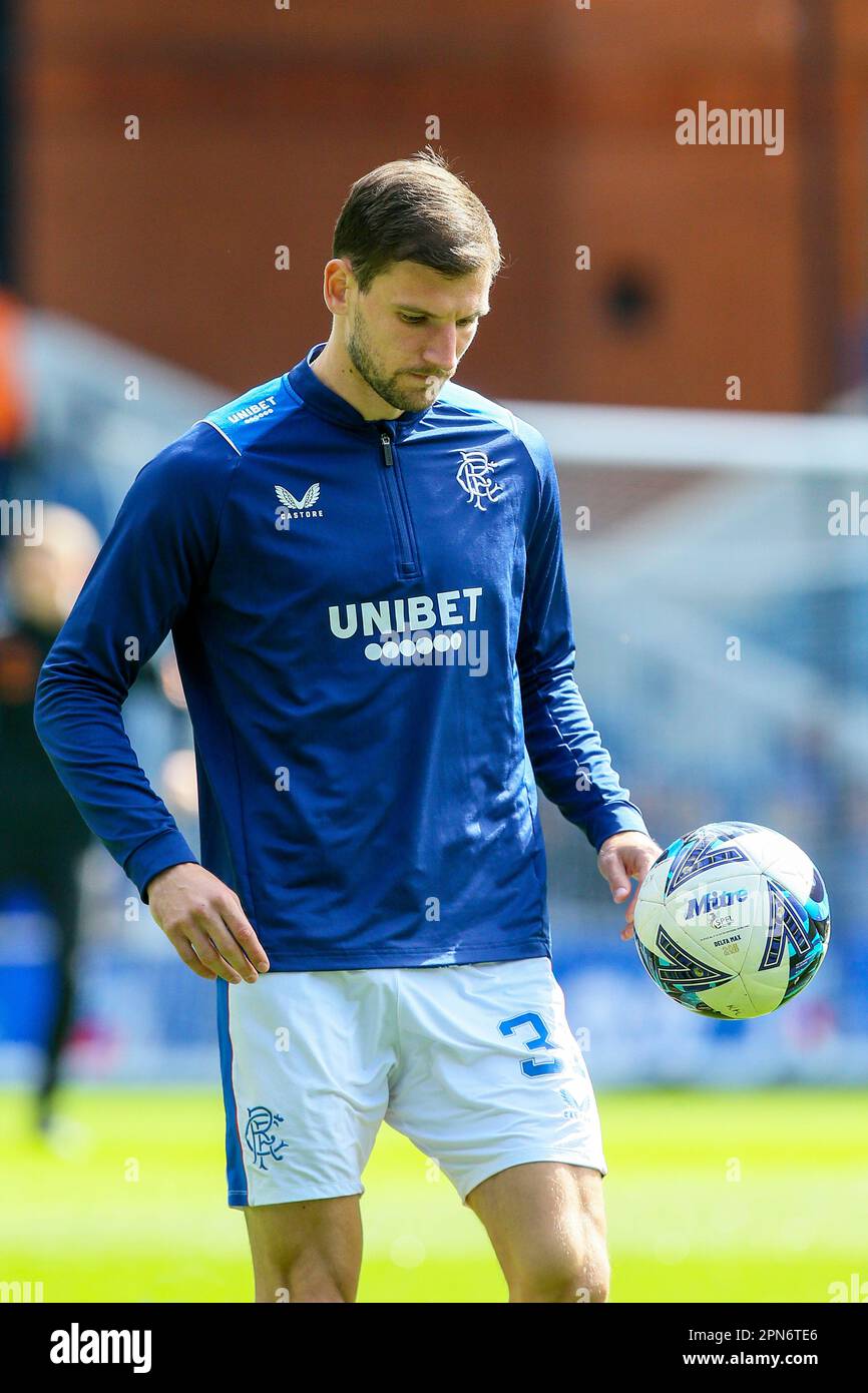 Borna Barisic, calciatore internazionale croato, difensore della Scottish Premiership Team, Rangers. Immagine scattata a Ibrox Park, Foto Stock