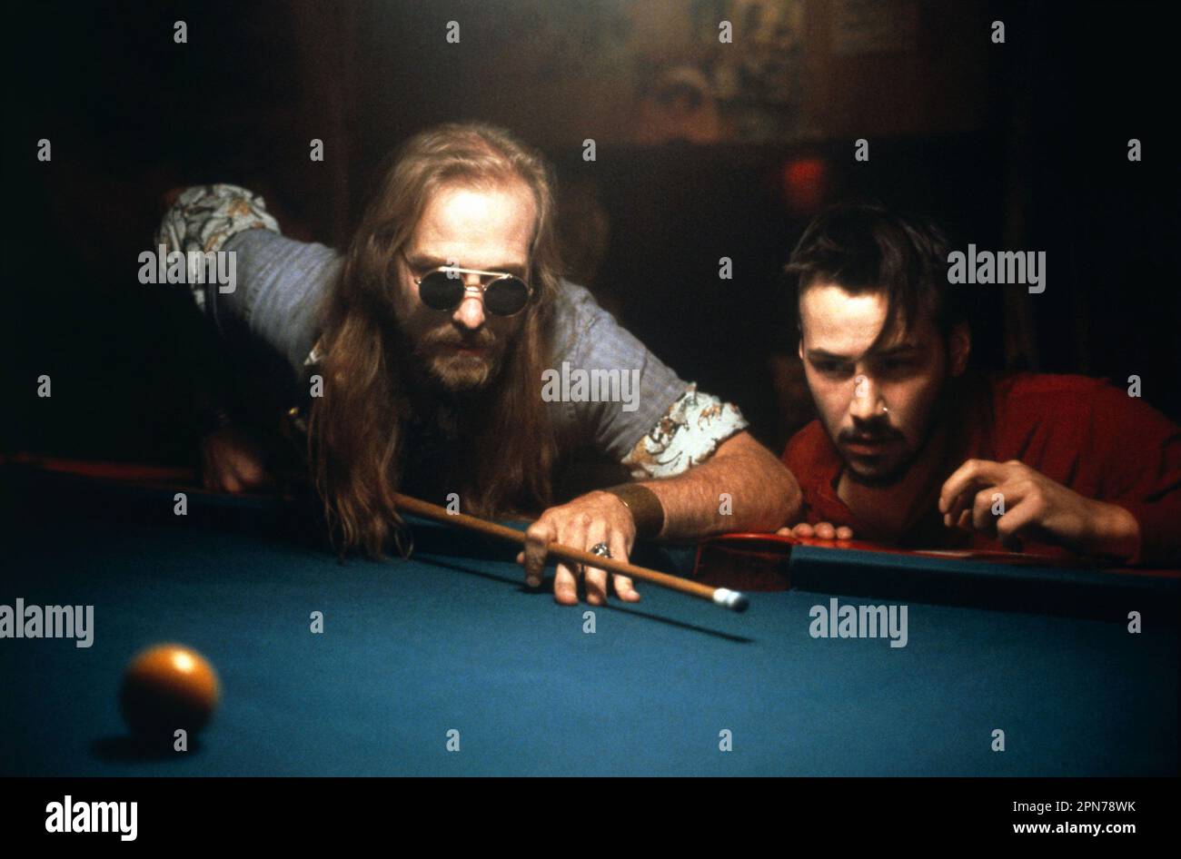 WILLIAM HURT e KEANU REEVES in i LOVE YOU TO DEATH (1990), diretto da LAWRENCE KASDAN. Credit: FOTO TRISTAR / Album Foto Stock