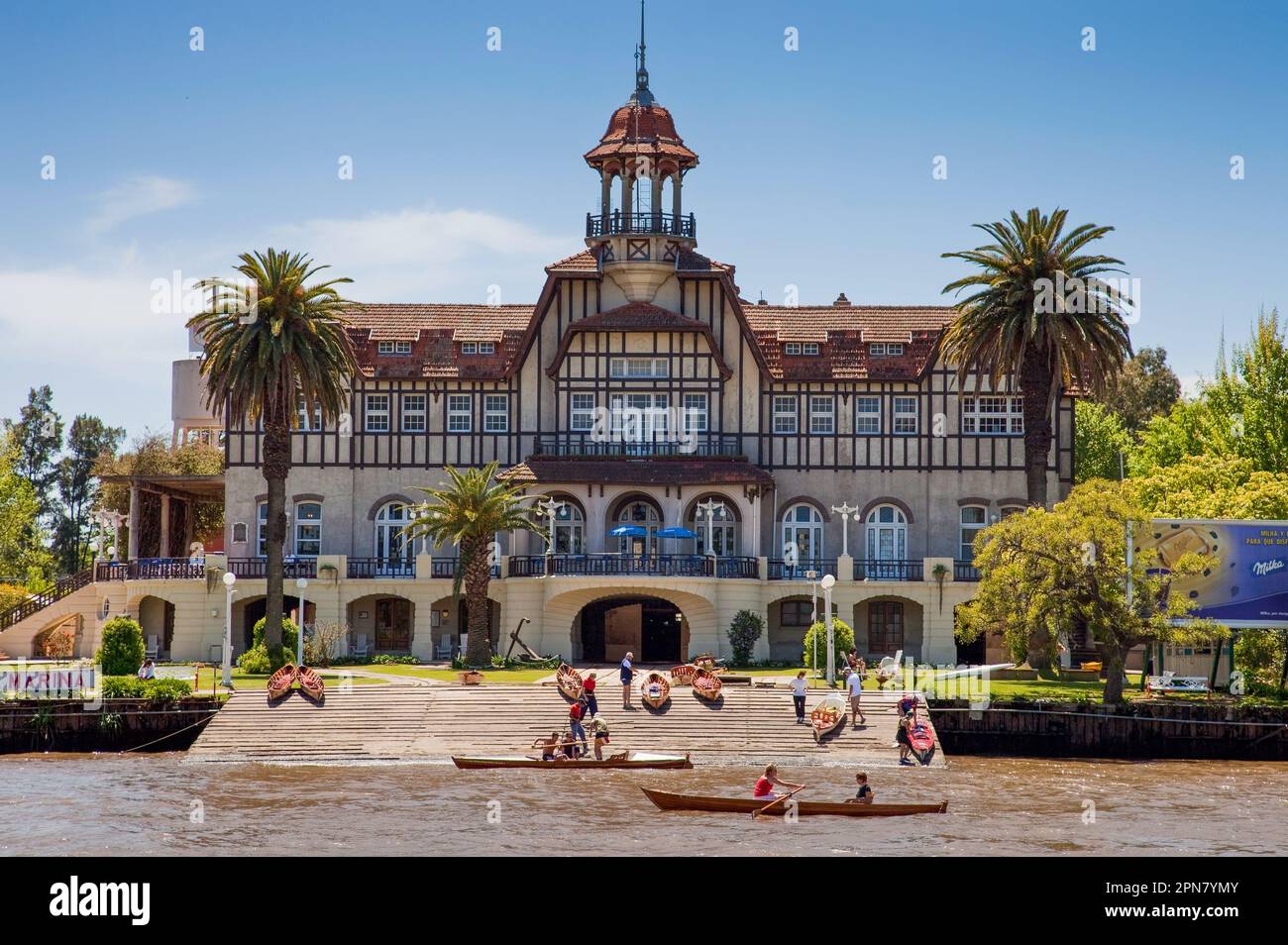Argentina, Tigre una piccola città nella zona del delta 30km a nord della capitale ha 8 diversi club di canottaggio o canottaggio. Italiano, svizzero, tedesco e altri h Foto Stock