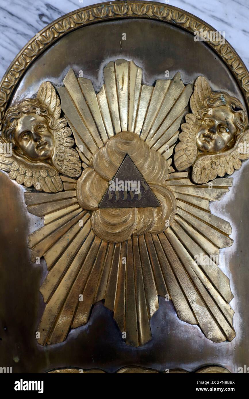 Il Tetragrammaton è il nome biblico di quattro lettere del Dio di Israele. Auxerre. Francia. Foto Stock