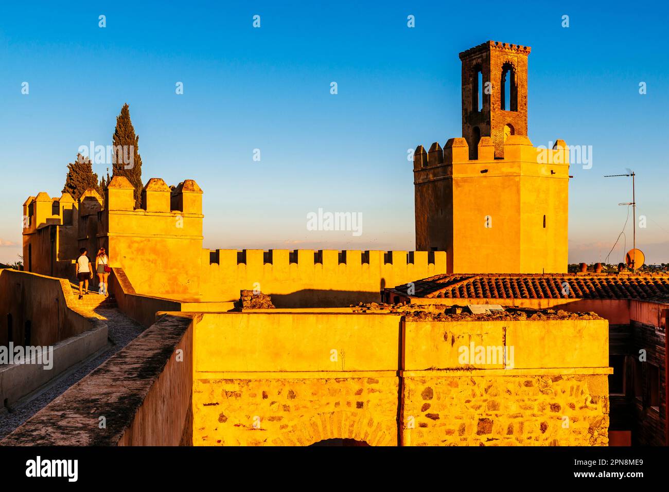 La Torre de Espantaperros o Torre de la Atalaya, è una torre di guardia situata accanto alla cittadella di Badajoz, 10th ° secolo. È di origine Almohad e h Foto Stock