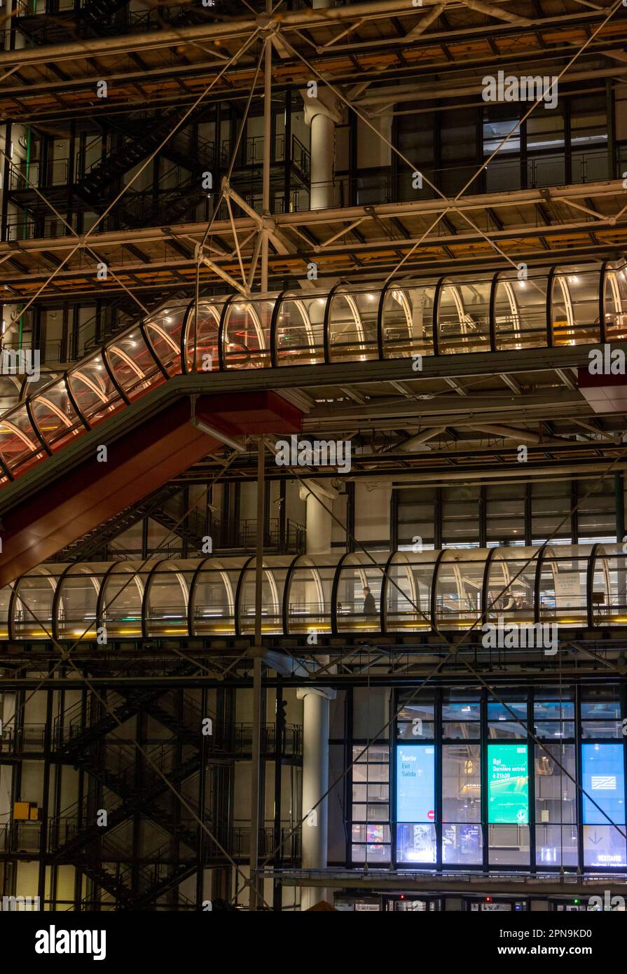 Il Centro Pompidou, Parigi, Francia di notte Foto Stock
