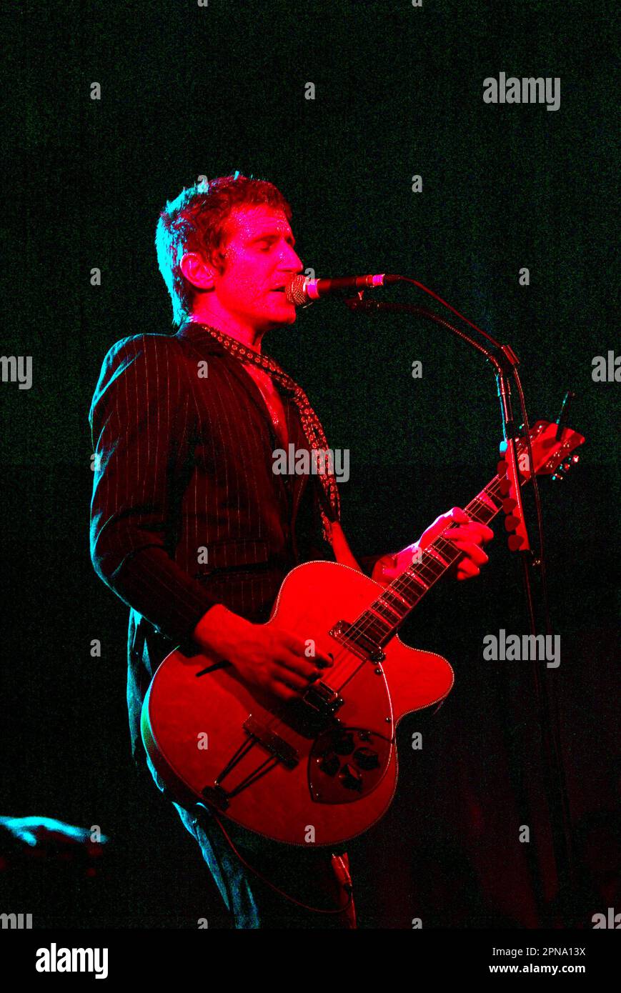 Tim Rogers of You Am i Performing Live at the Big Day out music festival. Sydney Showground, Homebush, Sydney, Australia. 25.01.07. Foto Stock