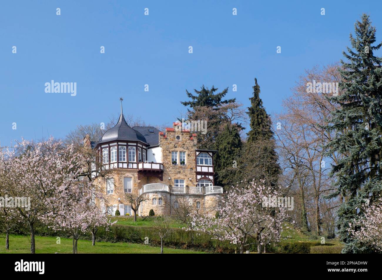 Villa Emilienruhe, ex casa per bambini, Bad Bergzabern, strada del vino tedesca, Palatinato, Renania-Palatinato, Germania Foto Stock