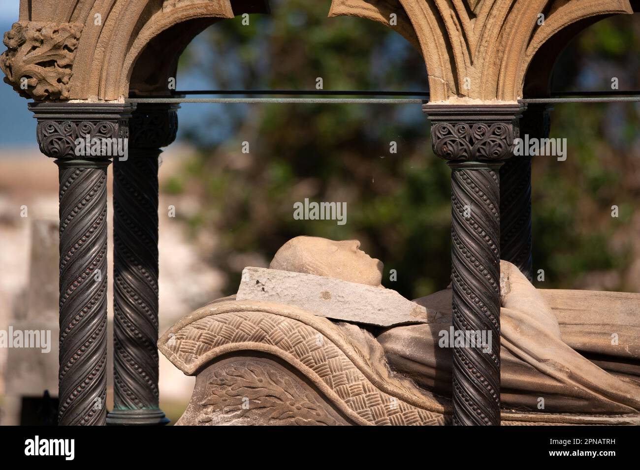 Tomba di Grace Darlings fuori dalla chiesa di St Aidans, Bamburgh, Northumberland Foto Stock