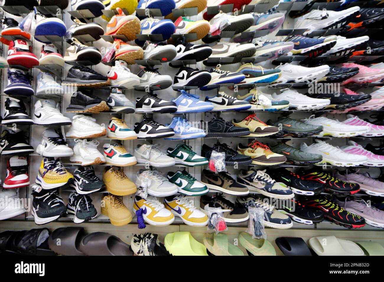 Negozio store scarpe running