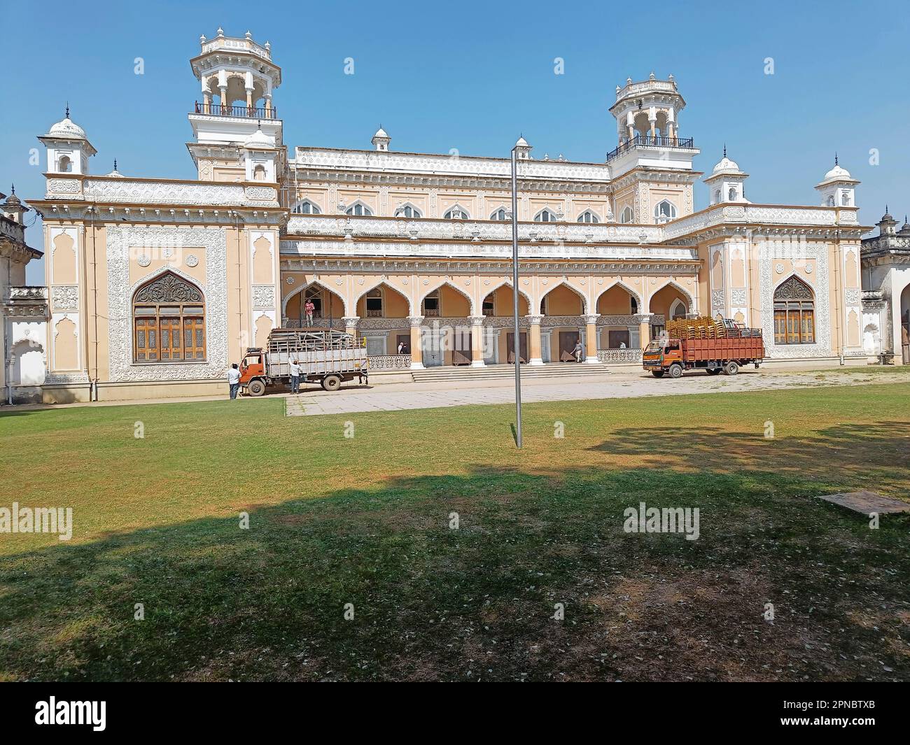 Il Palazzo di Chowmahalla a Hyderabad, in India, presenta uno splendido esempio di architettura reale, caratterizzata da una miscela di St. Europee, Mughal e Indo-Islamiche Foto Stock