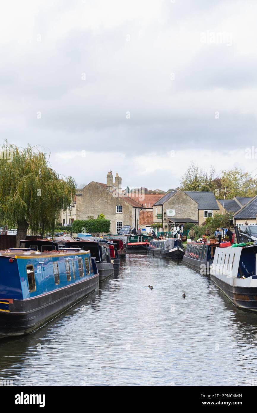 Bradford on Avon il 11th novembre 2022 a Wiltshire, Inghilterra. Credit: Notizie SMP Foto Stock