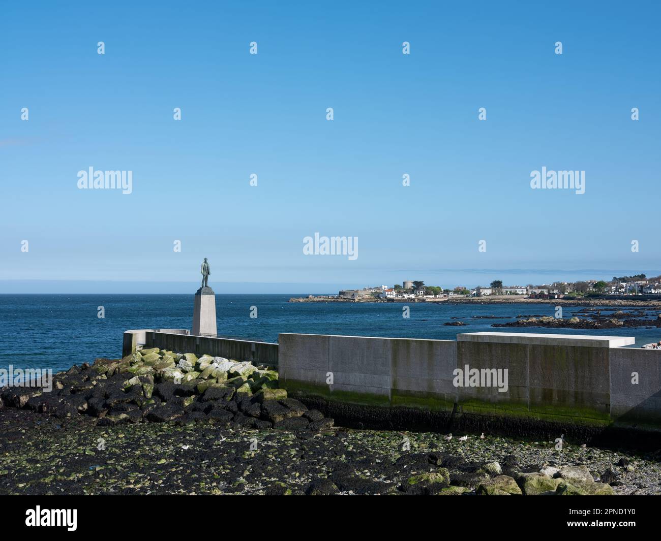 Statua di Roger Casement installata presso le terme di Dún Laoghaire Foto Stock