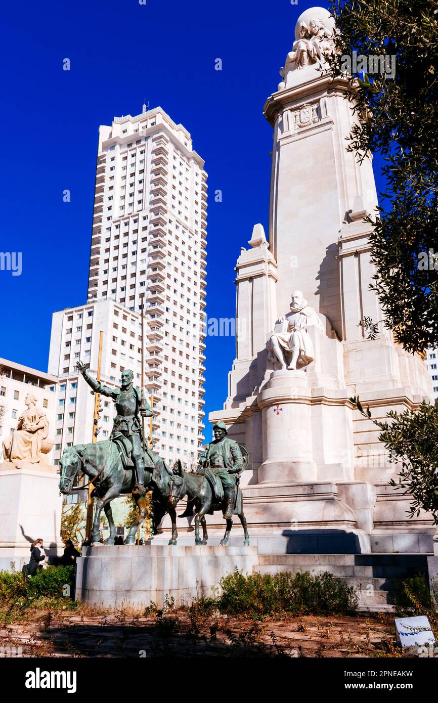 Monumento a Miguel de Cervantes. Plaza de España - Piazza di Spagna. Madrid, Comunidad de Madrid, Spagna, Europa Foto Stock