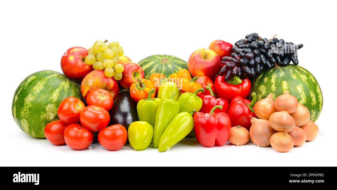 Frutta e verdura diverse e sane e luminose, isolate su sfondo bianco. Foto Stock