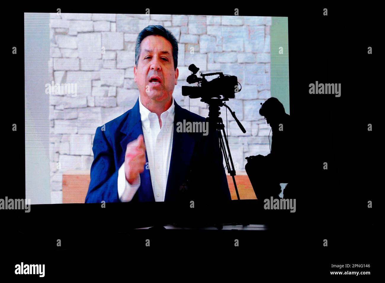 Non esclusiva: 18 aprile 2023, Città del Messico, Messico: Ex governatore di Tamaulipas, Francisco Javier Garcia Cabeza de Vaca nel suo discorso su video al Th Foto Stock