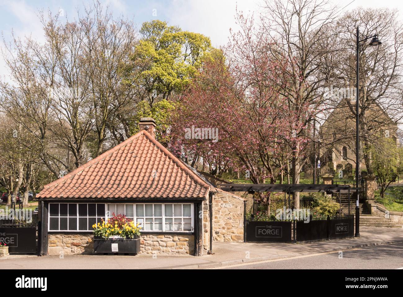 Il ristorante Forge, un tempo negozio di fabbri, nel villaggio di Washington, nel nord-est dell'Inghilterra, nel Regno Unito Foto Stock