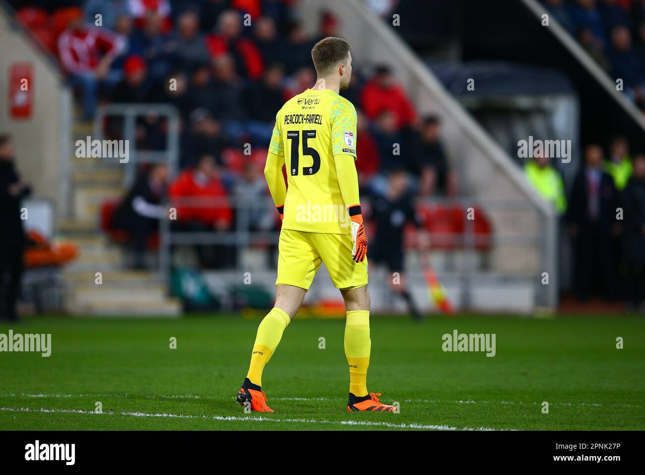 AESSEAL New York Stadium, Rotherham, Inghilterra - 18th aprile 2023 Bailey Peacock-Farrell Goalkeeper of Burnley - durante il gioco Rotherham United v Burnley, Sky Bet Championship, 2022/23, AESSEAL New York Stadium, Rotherham, Inghilterra - 18th aprile 2023 Credit: Arthur Haigh/WhiteRosePhotos/Alamy Live News Foto Stock