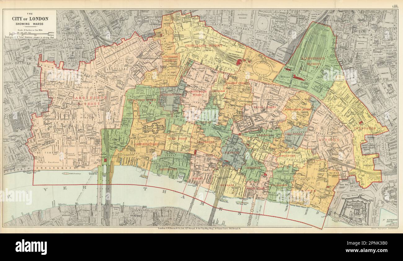 CITTÀ DI LONDRA CHE MOSTRA I REPARTI. Chiese e piani di edifici pubblici. PANCETTA mappa 1913 Foto Stock