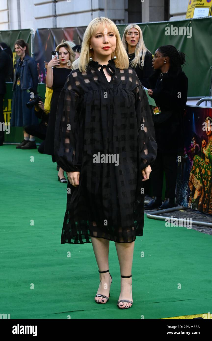 Alina Rafikova arriva allo screening speciale della società educata, Curzon Mayfair, Londra, Regno Unito. Foto scattata il 19th aprile 2023. Credit: Vedi li/Picture Capital/Alamy Live News Foto Stock