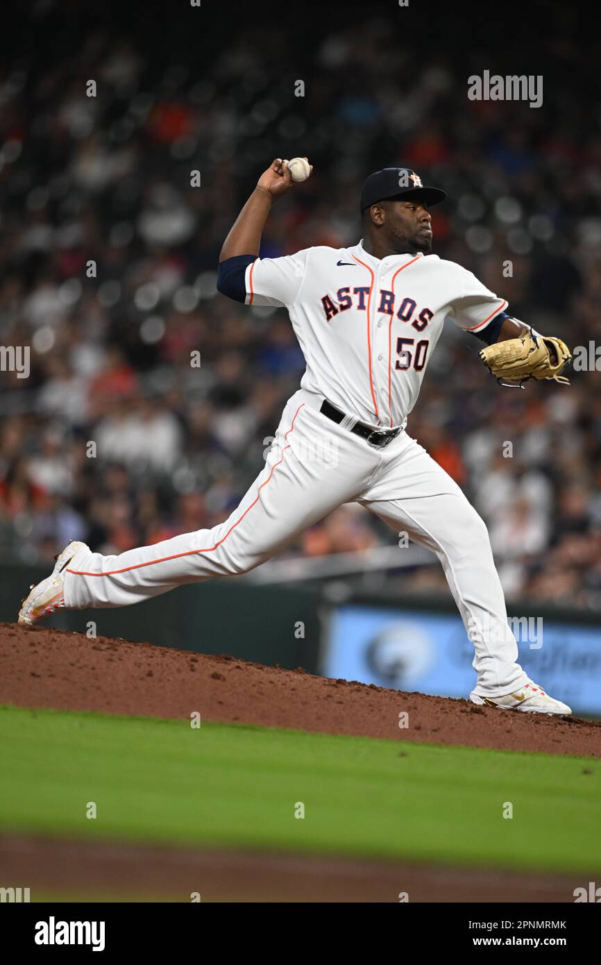 Hector Neris (50), lanciatore di sollievo di Houston Astros, in cima al settimo inning durante la partita di MLB tra i Toronto Blue Jays e l'ho Foto Stock