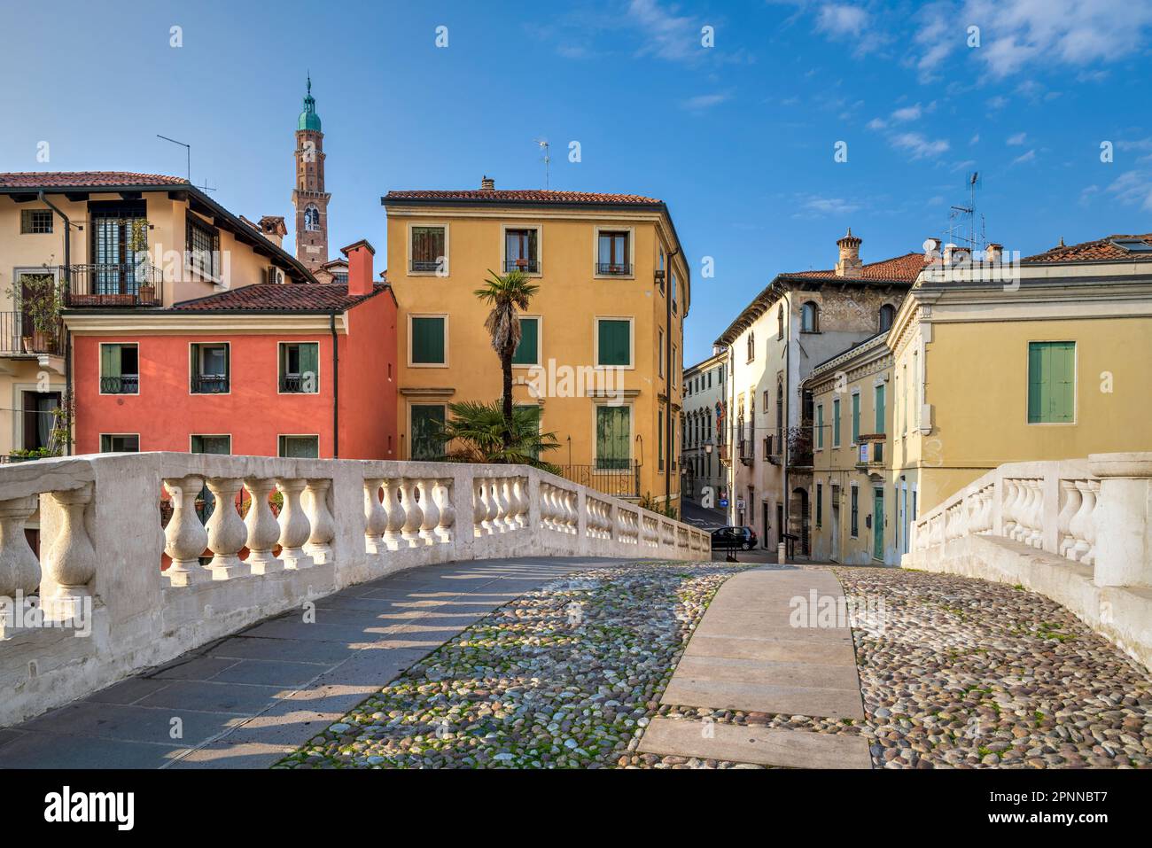 Vista panoramica sulla città vecchia, Vicenza, Veneto, Italia Foto Stock