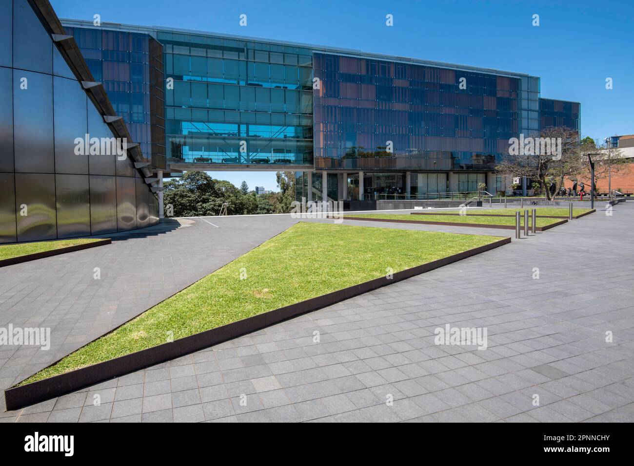 L'edificio della New Law School dell'Università di Sydney è stato progettato dallo studio di architettura di Sydney Francis-Jones Morehen Thorp, noto anche come FJMT. Foto Stock
