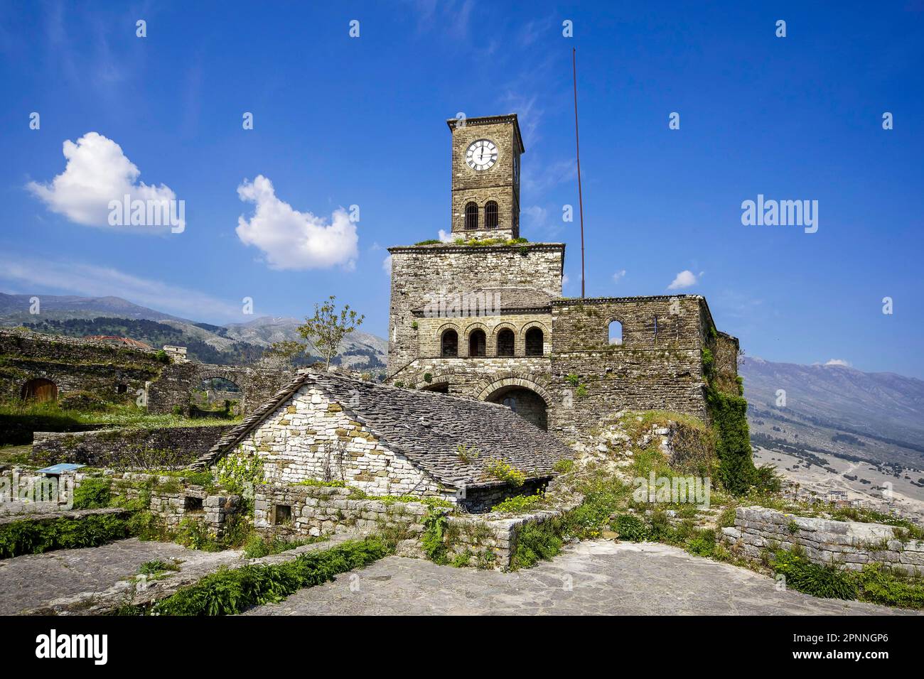 Fortezza di Gjirokastra, collezione di armi storiche, Gjirokastra, Albania Foto Stock
