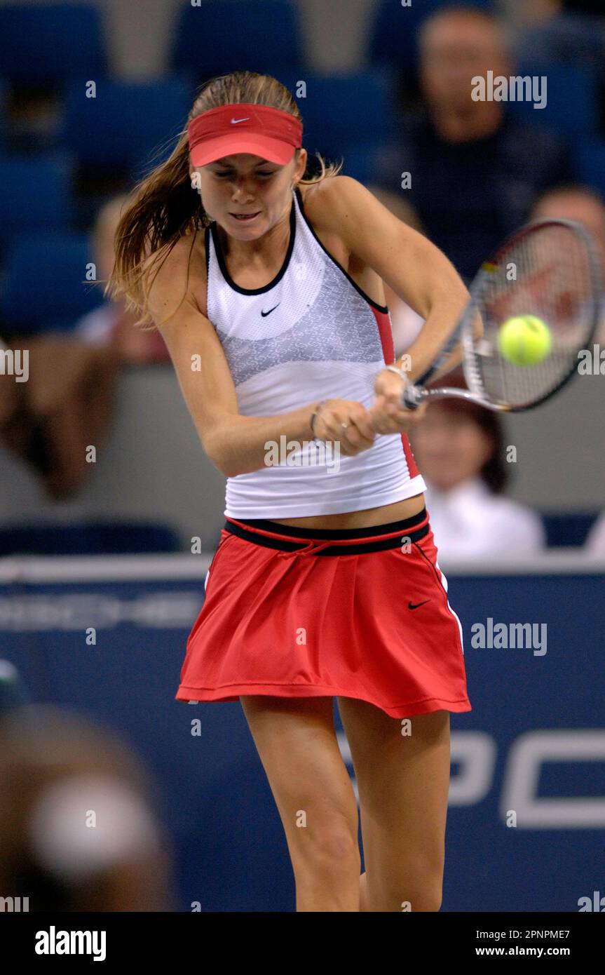 FOTO ARCHIVIO: Daniela HANTUCHOVA avrà 40 anni il 23 aprile 2023, Daniela HANTUCHOVA (SVK). Porsche Tennis Grand Prix, 4th ottobre 2006. ?SVEN SIMON, Princess-Luise-Str.41#45479 Muelheim/Ruhr#tel.0208/9413250#fax 0208/9413260#conto 1428150 Commerzbank Essen BLZ 36040039#www.SvenSimon.net#e-mail:SvenSimon@t -online.de. Foto Stock