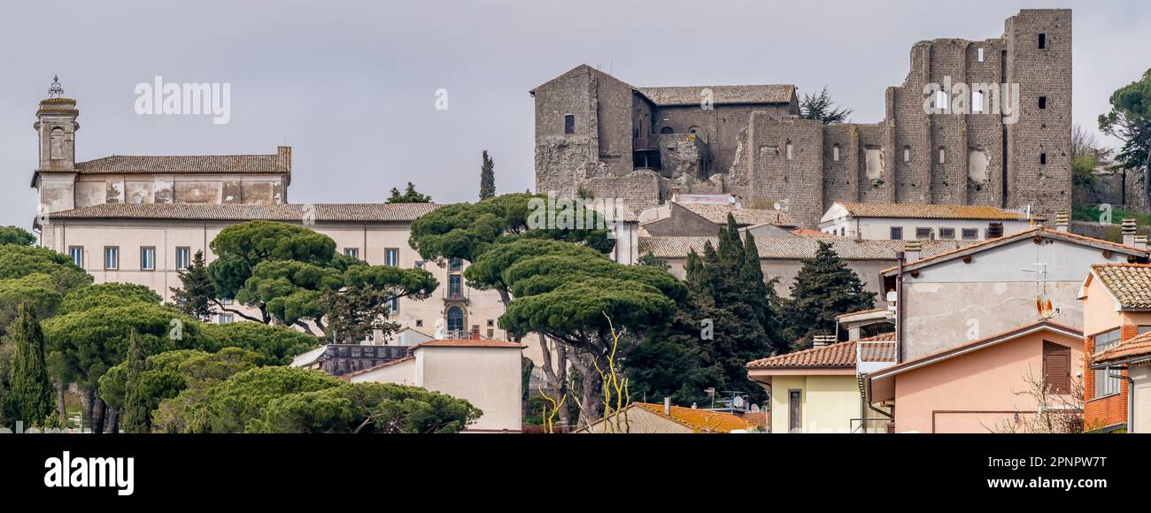 Banner vista sul centro storico di Montefiascone, Viterbo, Italia Foto Stock