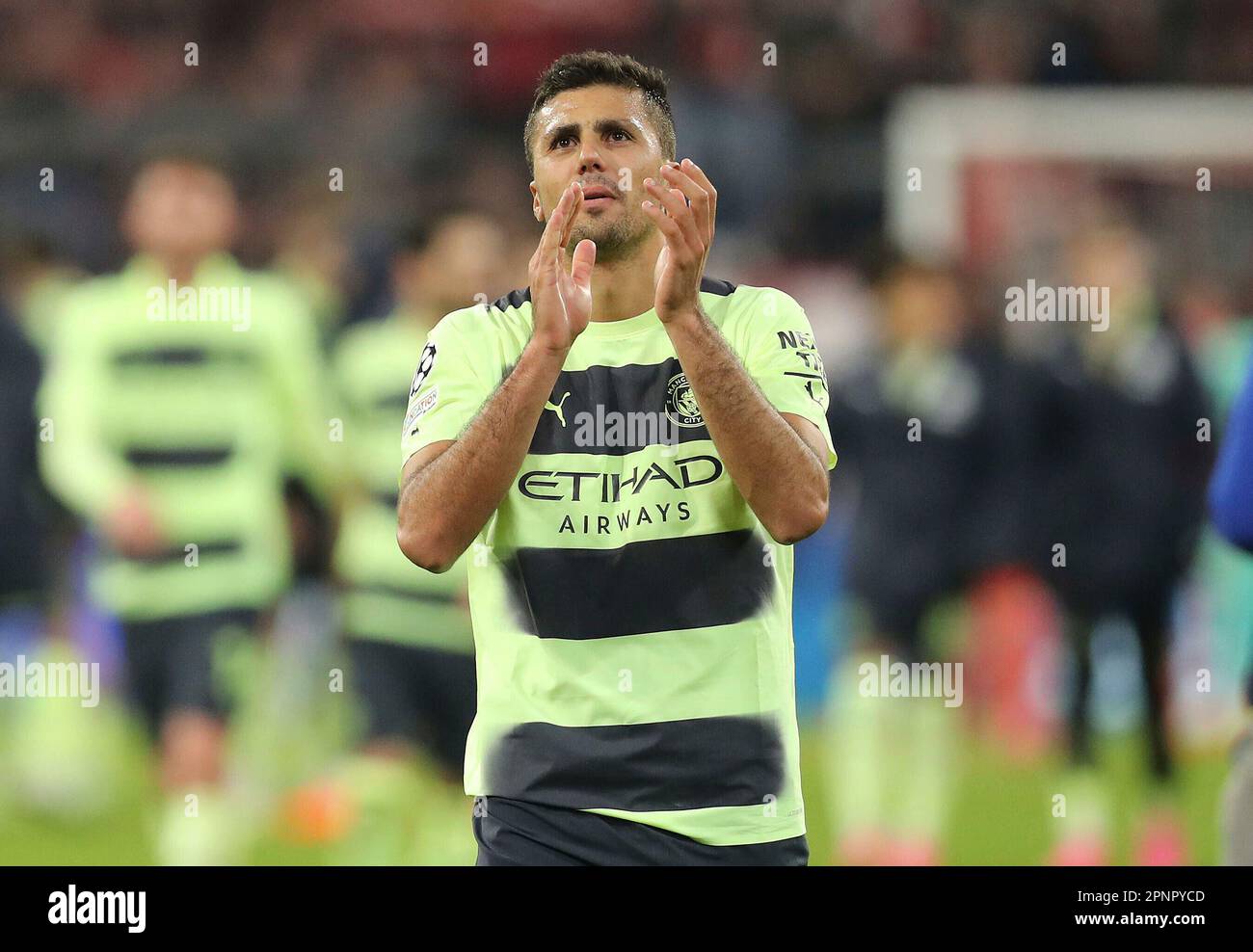 Monaco, Germania. 19th Apr, 2023. Firo : 04/19/2023, calcio, Champions League, stagione 2022/2023, Quarti di finale seconda tappa, FC Bayern Monaco - Manchester City 1: 1, Rodri, Manchester City, Manchester, City, Mezza figura, gesto, giubilo finale, credito: dpa/Alamy Live News Foto Stock