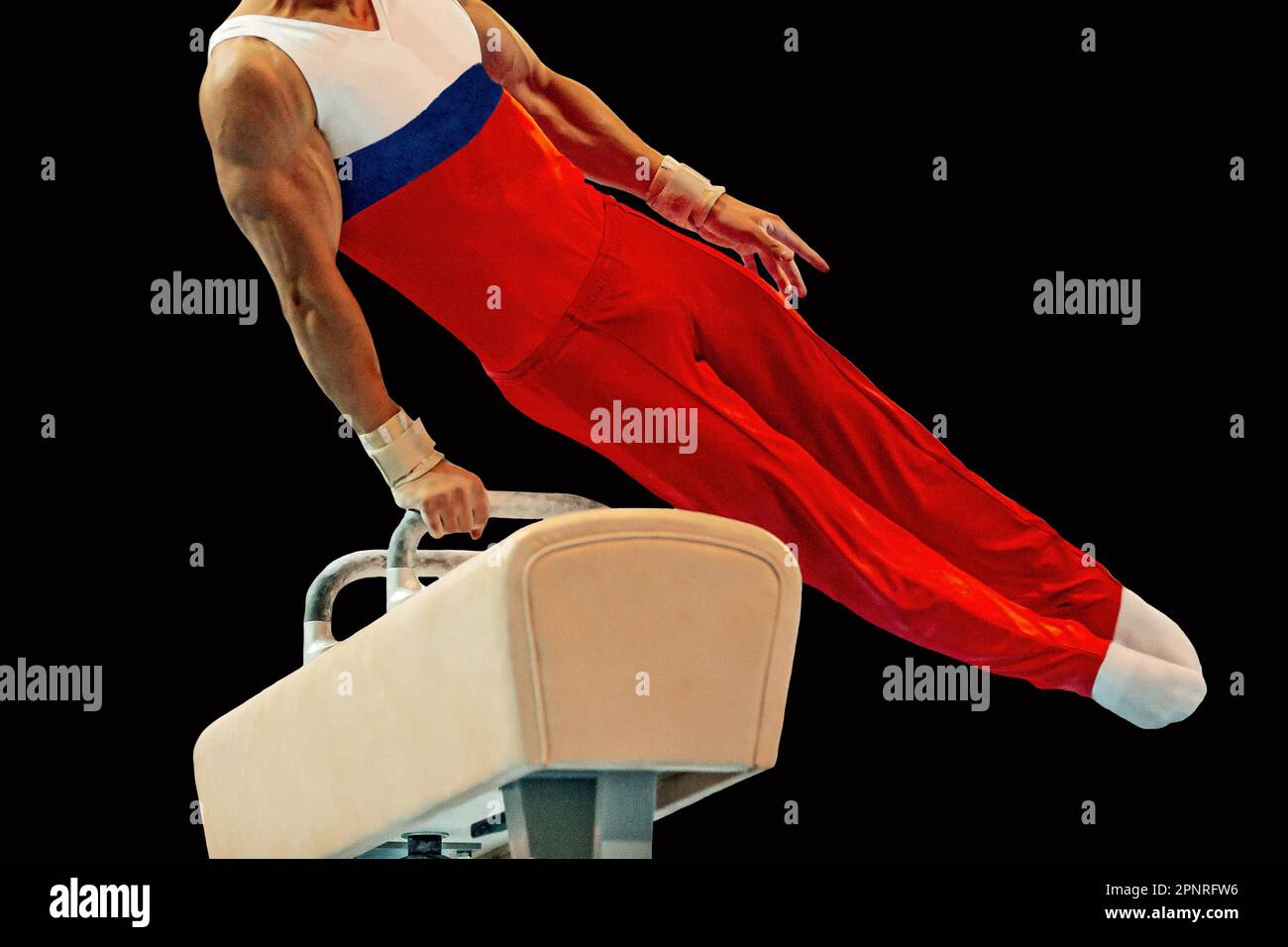 atleta ginnastica esercizio pommel cavallo in ginnastica da campionato artistico, giochi sportivi estivi Foto Stock