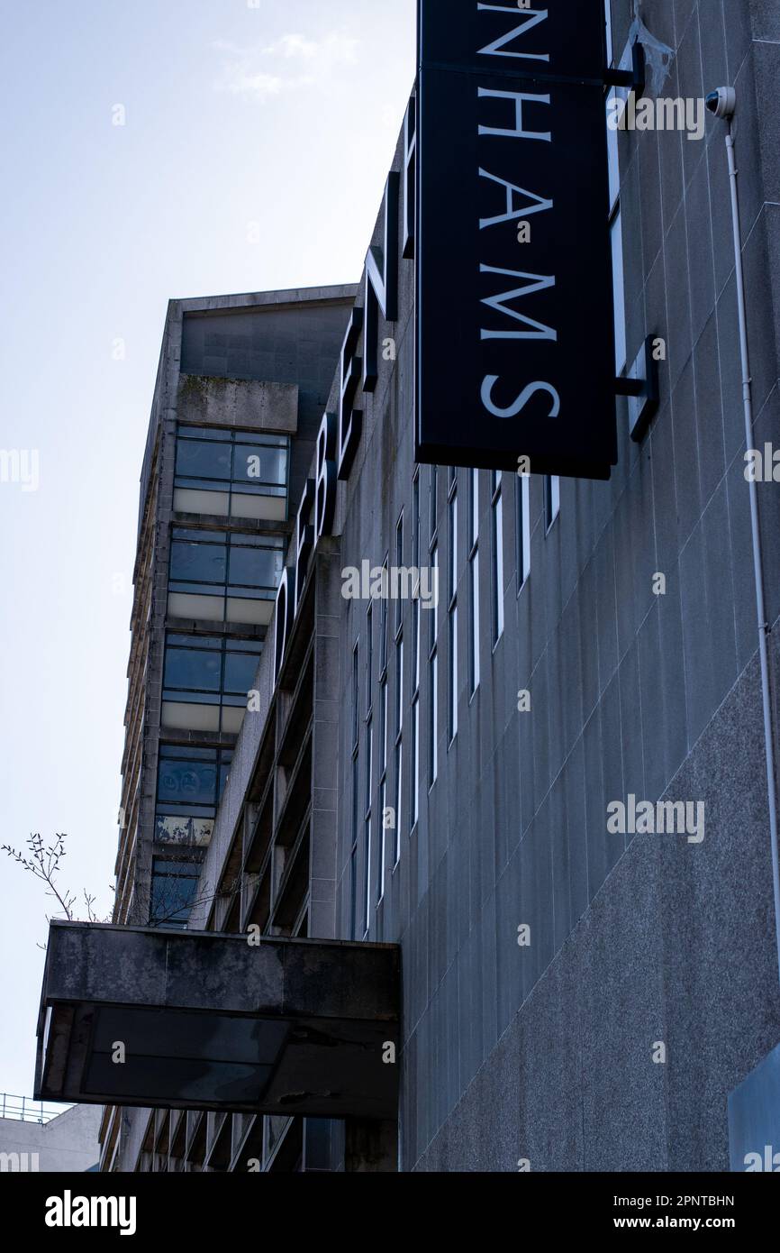 Derelict Debenhams Shop Building a Swindon, Regno Unito Foto Stock