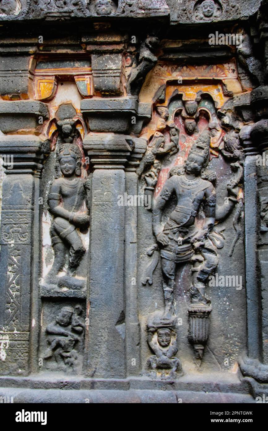 Sculture nelle colonne di Ajanta Foto Stock