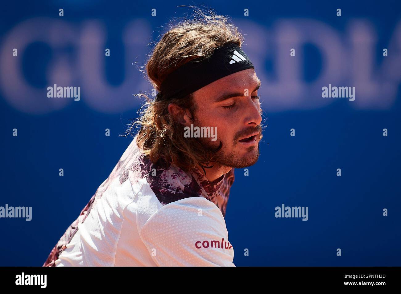 BARCELLONA, SPAGNA - APRILE 20: Stefanos Tsitsipas durante il Barcellona Open Banc Sabadell 70 Trofeo Conde de Godo gioco contro Denis Shapovalov alla R Foto Stock