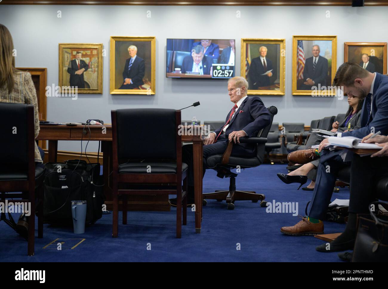 Washington, Stati Uniti d'America. 19th Apr, 2023. Washington, Stati Uniti d'America. 19 aprile 2023. L'amministratore della NASA Bill Nelson testimonia davanti alla sottocommissione della Camera per il Commercio Giustizia Scienza e Agenzie correlate durante l'anno fiscale 2024 audizioni di bilancio presso il Rayburn House Office Building, 19 aprile 2023 a Washington, DC Credit: Bill Ingalls/NASA/Alamy Live News Foto Stock