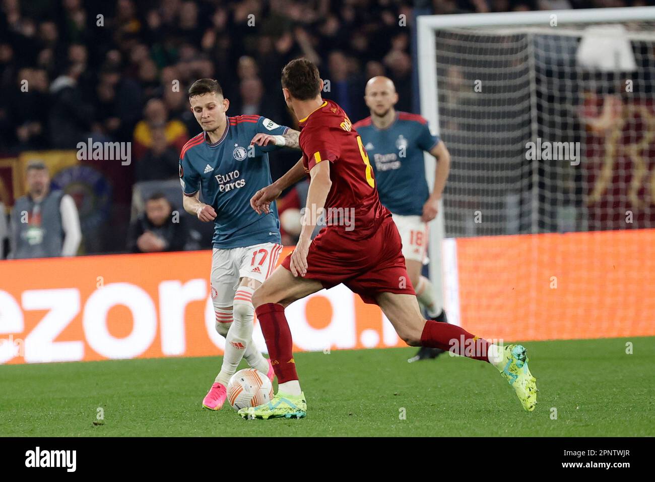 Roma, Italia. 20th Apr, 2023. Stadio Olimpico, Roma, Italia, 20 aprile 2023, Sebastian Szymanski di Feyenoord durante le finali trimestrali - Roma vs Feyenoord - calcio Europa League Match Credit: Live Media Publishing Group/Alamy Live News Foto Stock