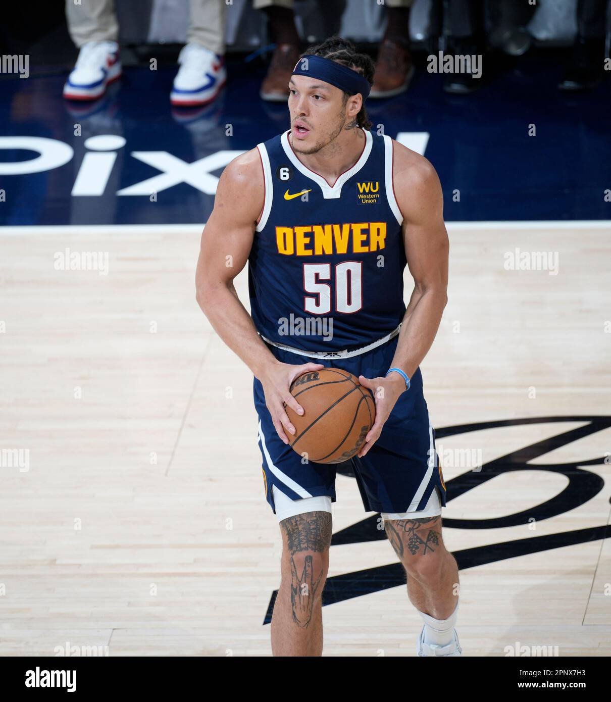 Denver Nuggets forward Aaron Gordon (50) in the first half of Game 2 of an NBA basketball first-round playoff series Wednesday, April 19, 2023, in Denver. (AP Photo/David Zalubowski) Foto Stock