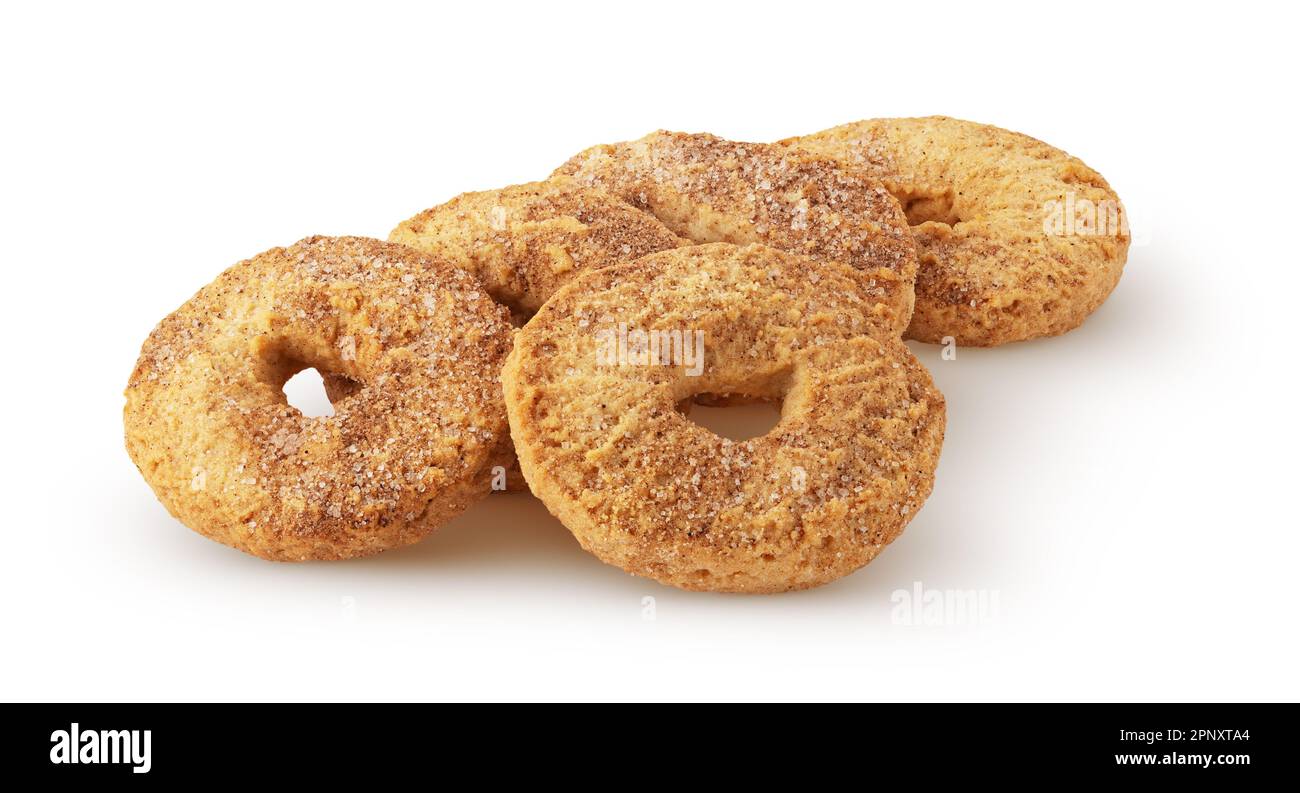 Biscotti freschi. Mazzo di biscotti con zucchero isolato su fondo bianco con percorso di ritaglio Foto Stock