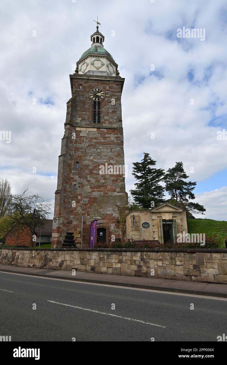 Il Pepperpot, una torre nella città del Worcestershire di Upton su Severn che ora ospita il locale Centro di informazioni turistiche Foto Stock