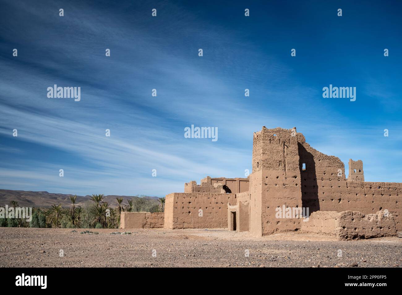 Villaggio fortificato nella valle del Draa. Foto Stock