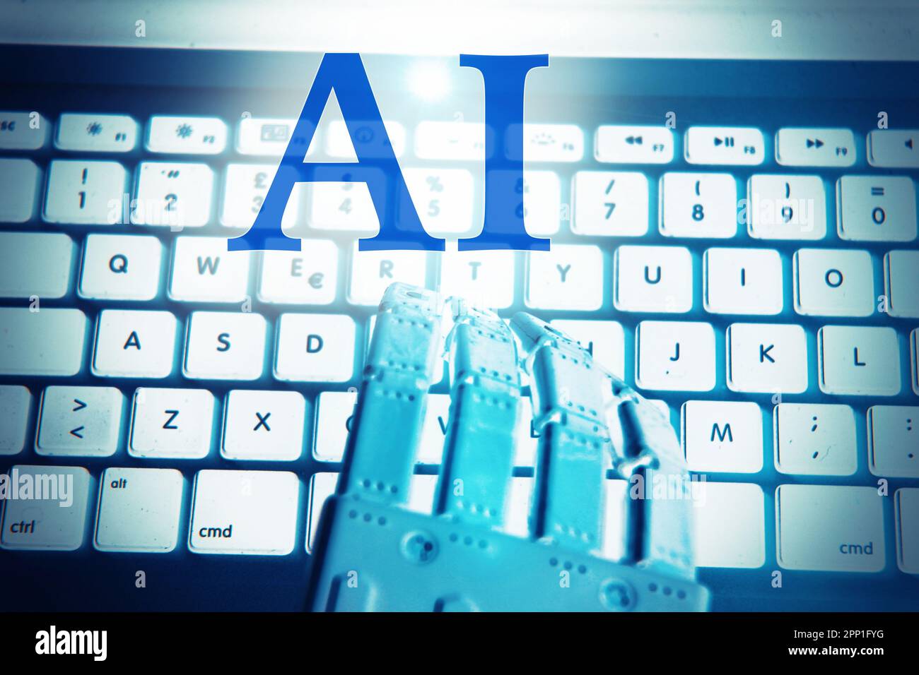 Mano del robot con il computer come sfondo , concetto di intelligenza artificiale. Foto Stock