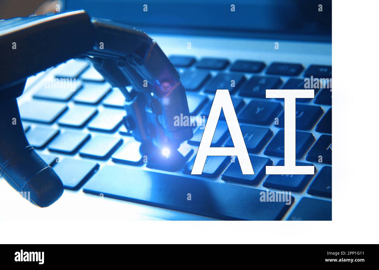 Mano del robot con il computer come sfondo , concetto di intelligenza artificiale. Foto Stock