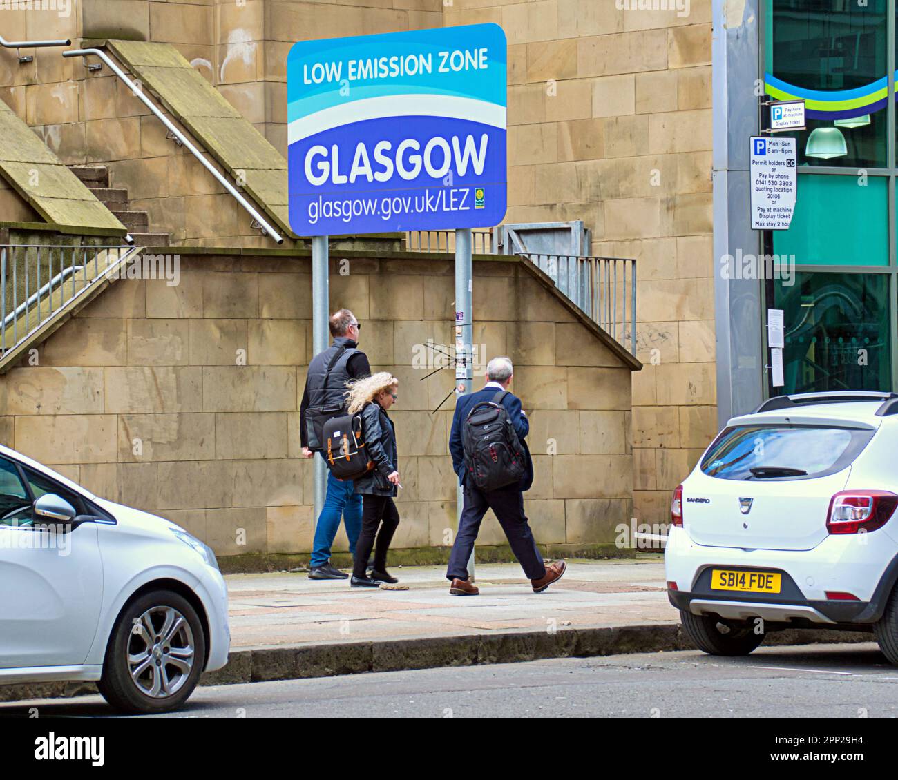Cartello zona a basse emissioni Glasgow, Scozia, Regno Unito. Foto Stock