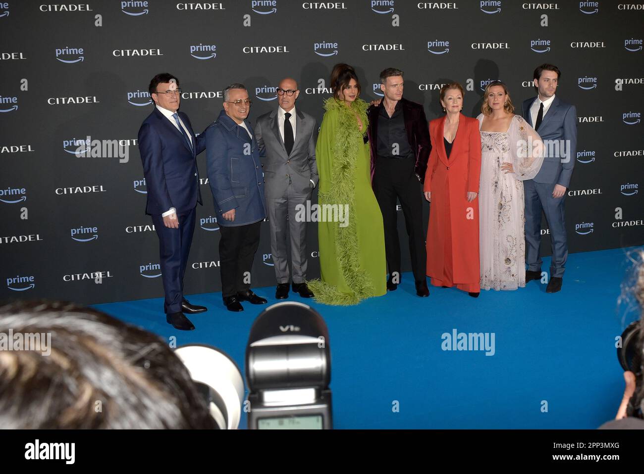 Roma, Italia. 21st Apr, 2023. Anthony Russo, Joe Russo, Stanley Tucci, Priyanka Chopra Jonas, Richard Madden, Lesley Manville, Angela Russo Otstot e David Weil partecipano alla prima serie televisiva della Cittadella a Roma. (Foto di Vincenzo Nuzzolese/SOPA Images/Sipa USA) Credit: Sipa USA/Alamy Live News Foto Stock