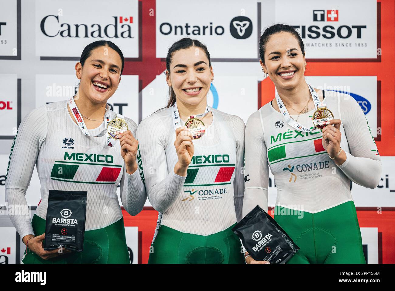 Ontario, Canada. 21st Apr 2023. Foto di Alex Whitehead/SWpix.com - 21/04/2023 - Ciclismo - Tissot UCI Track Nations Cup, Round 3: Milton - Mattamy National Cycling Centre, Ontario, Canada - Women’s Team Sprint Final Podium - Mexico’s Jessica Salazar Valles, Luz Daniela Gaxiola Gonzalez, Yuli Verdugo Osuna Credit: SWpix/Alamy Live News Foto Stock